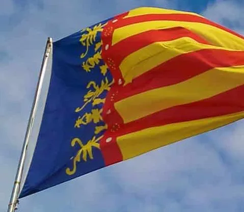 Actos conmemorativos 9 de octubre de 2023: Teatro familiar «El Monstre embolicat»