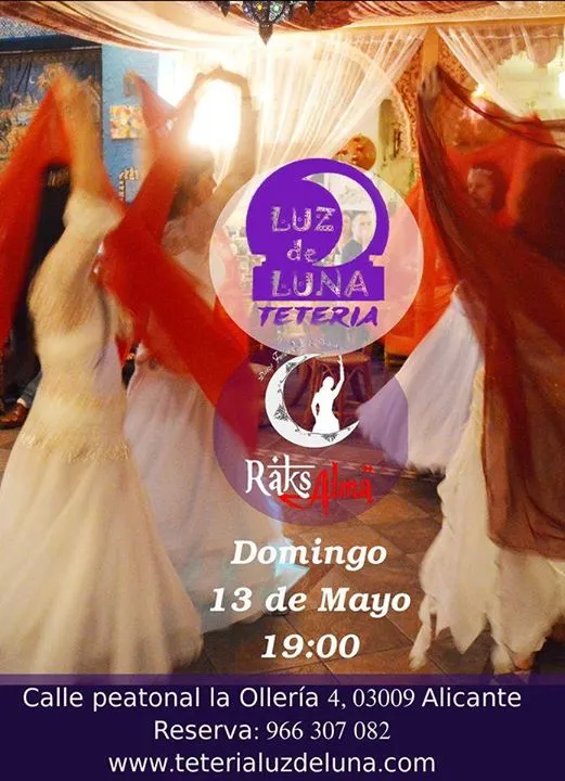 Actuación de Danza en Luz de Luna