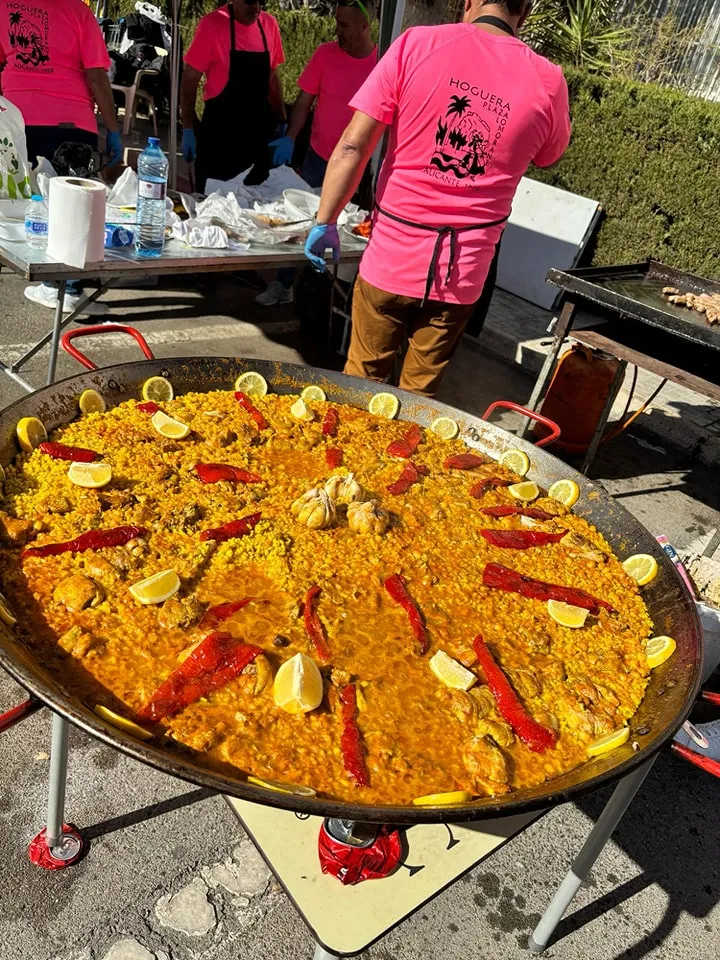 Almuerzo Popular Hoguera Plaza Lo Morant