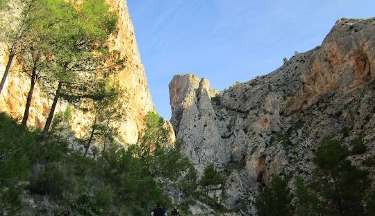 Ciclo "10 excursions voltant Alcoi i el seu patrimoni històric i arqueològic"