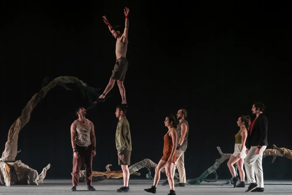 Circuspunto Teatro presenta Somos ► Fresca! Al Carrer