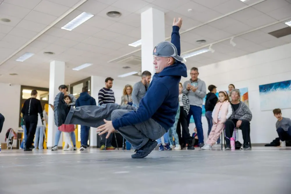 Competición de break dance Batalla por la Corona