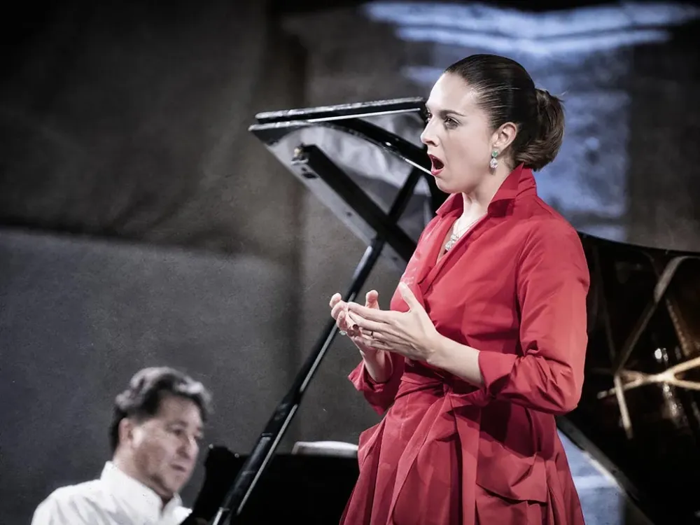Concierto de Teresa Albero (soprano) - Jesús Mª Gómez (piano)