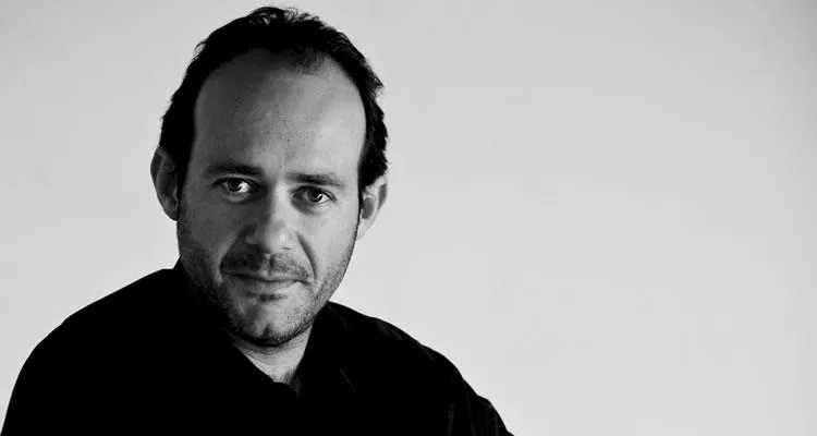 Curro Piñana en la Sede Ciudad de Alicante - AlicanteOut.com