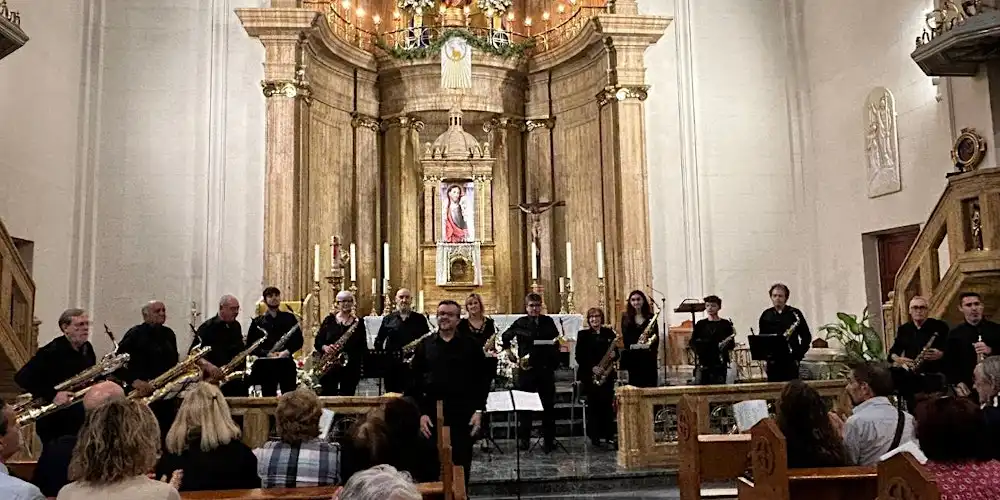 Ensemble de Saxofones y Clarinetes. S.M. L' Harmonia ► Escena D' Aci