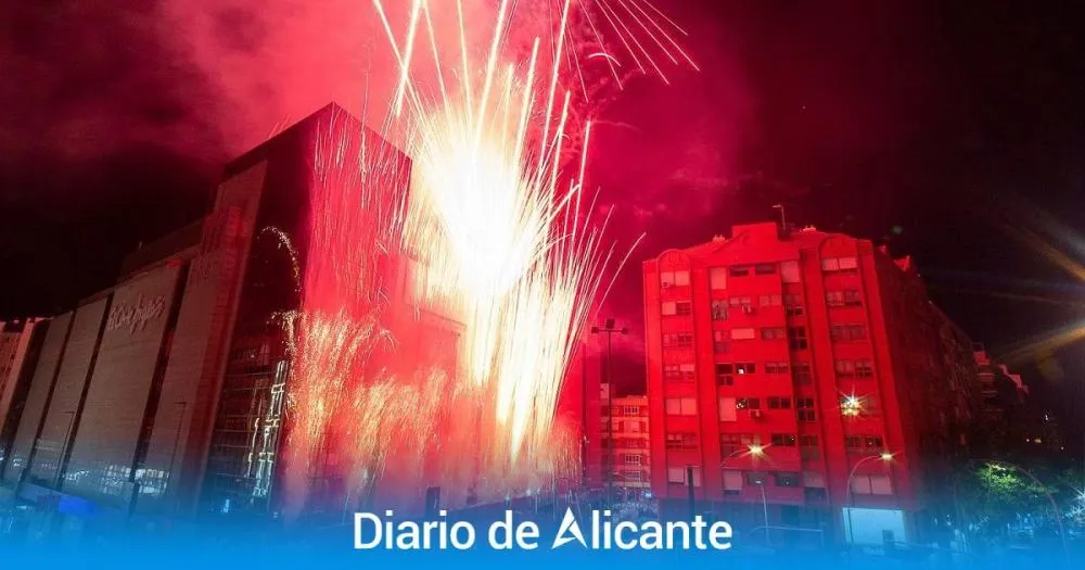 Exposición dedicada al 'Festa de Fogueres'