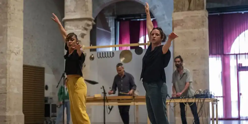 Fil d'Arena: Zenez ► Mostra de Teatre d'Alcoi 2024