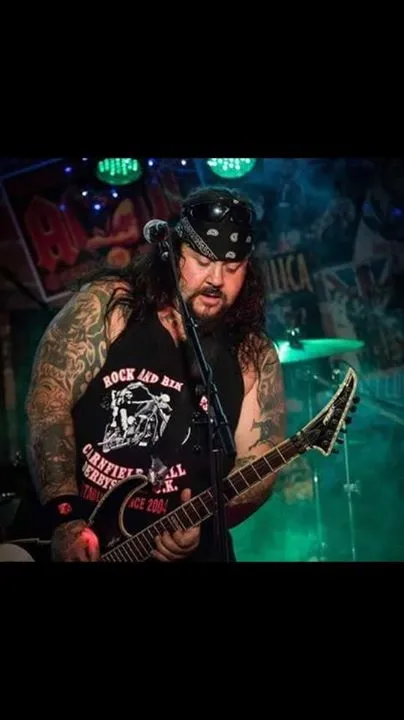 Fisted sister en concierto