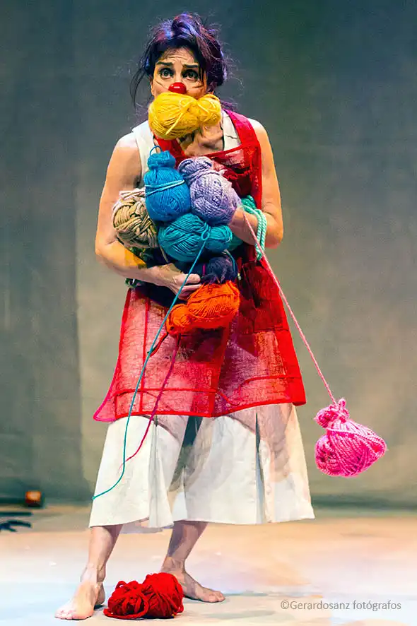 Hilos, La Rous Teatro