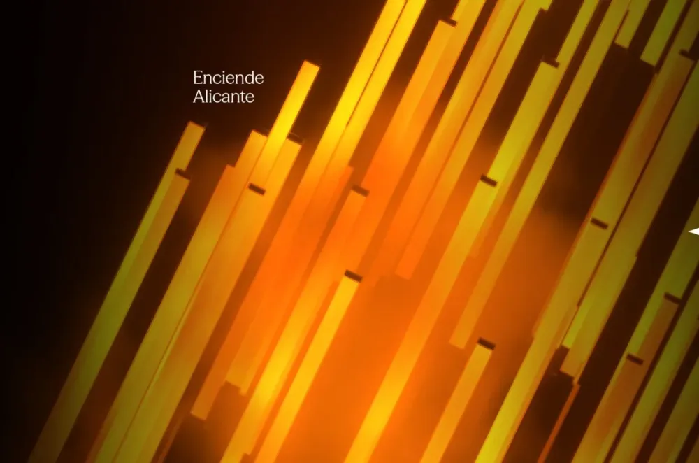 Inauguración de la escultura lumínica interactiva de "Enciende Alicante"