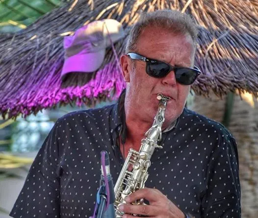 Live: saxophonist Frank Abrams