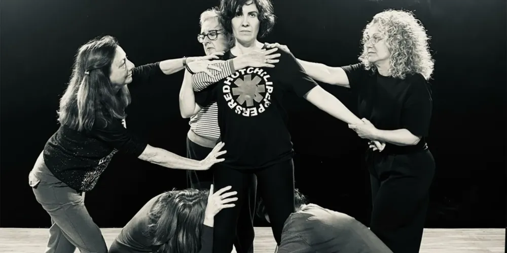 Performance poética: "El día en que yo nací …tal vez nació la poesía"