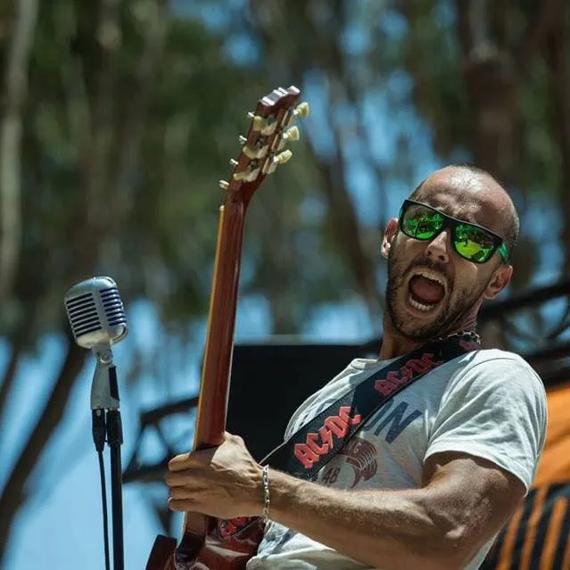 Rafa Raposo Off Limits