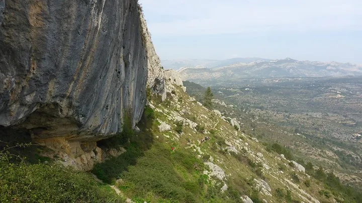 Ruta circular Sierra de Bernia (con cima)