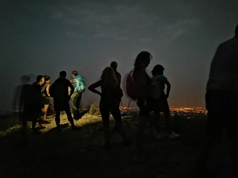 Trepada de las tortugas y nocturna