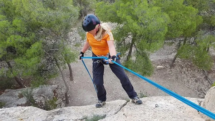 Via ferrata de Redován, paso familiar K2 Con praticas de Rapell