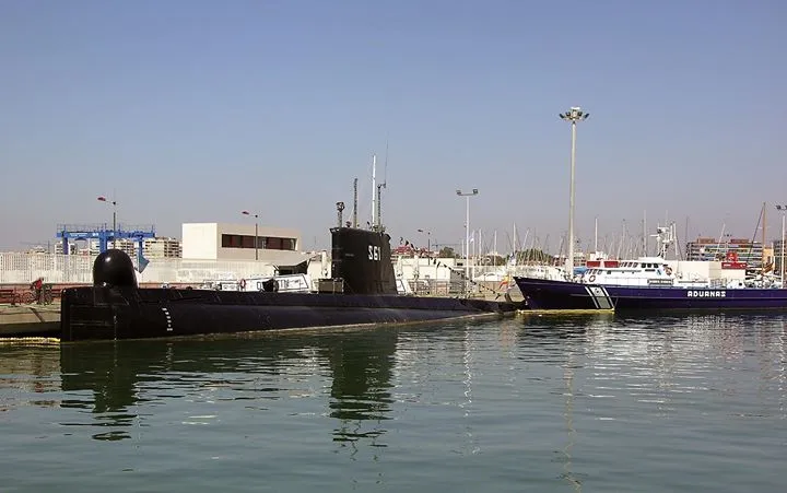 Visita del Submarino S-61 Delfín en Torrevieja