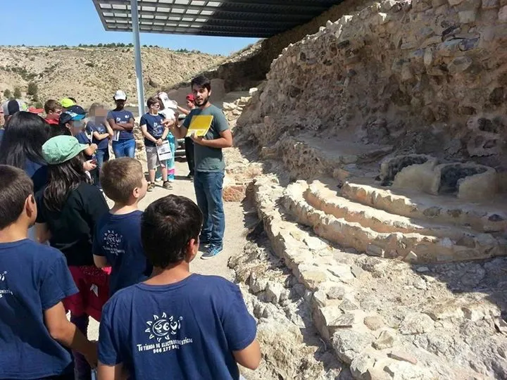 Visitas guiadas al yacimiento arqueológico del Cabezo Redondo