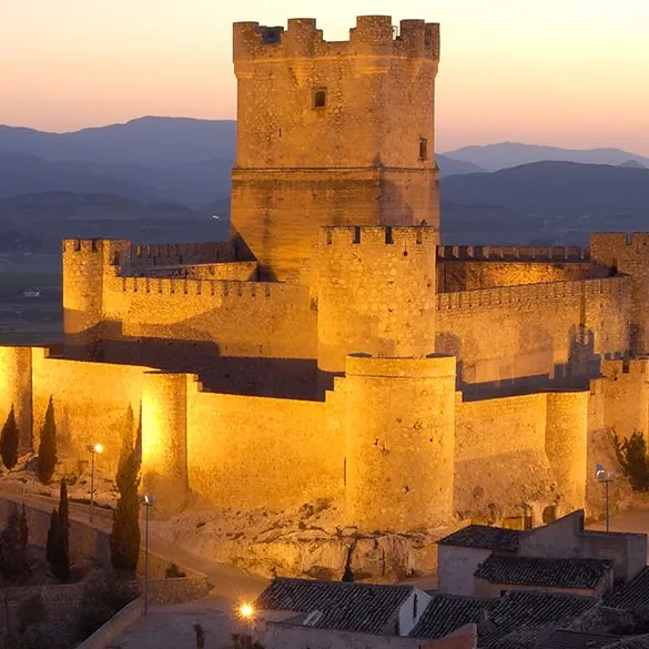 Visitas por la tarde al Castillo de La Atalaya de Villena