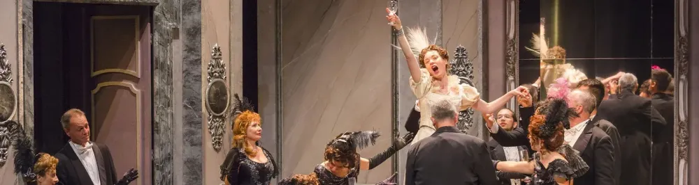 Ópera: La Traviata