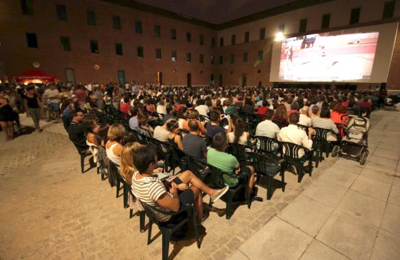 “Estiu al carrer” - Diario EL CARRER